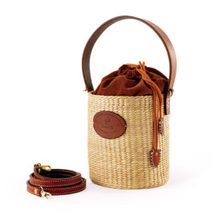 Cylinder Shape with Premium Leather Handle